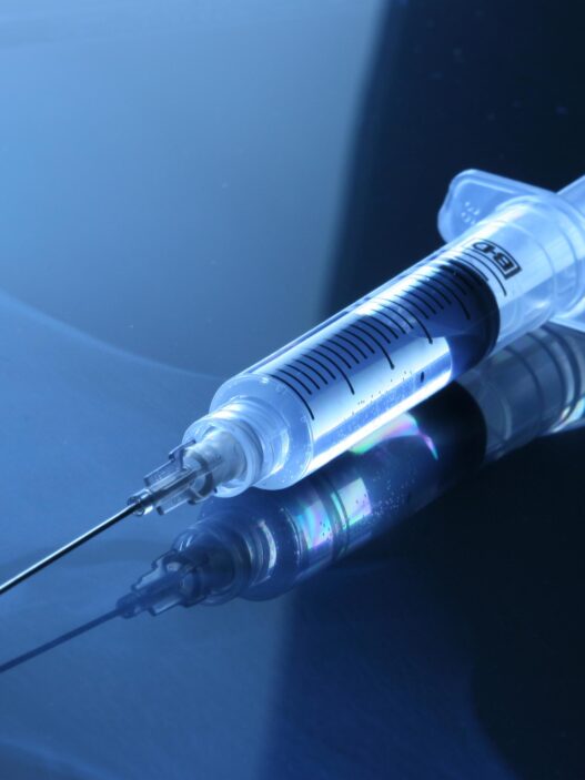 Los esteroides anabólicos están prohibidos por la AMA (Foto Pixabay / AUN)