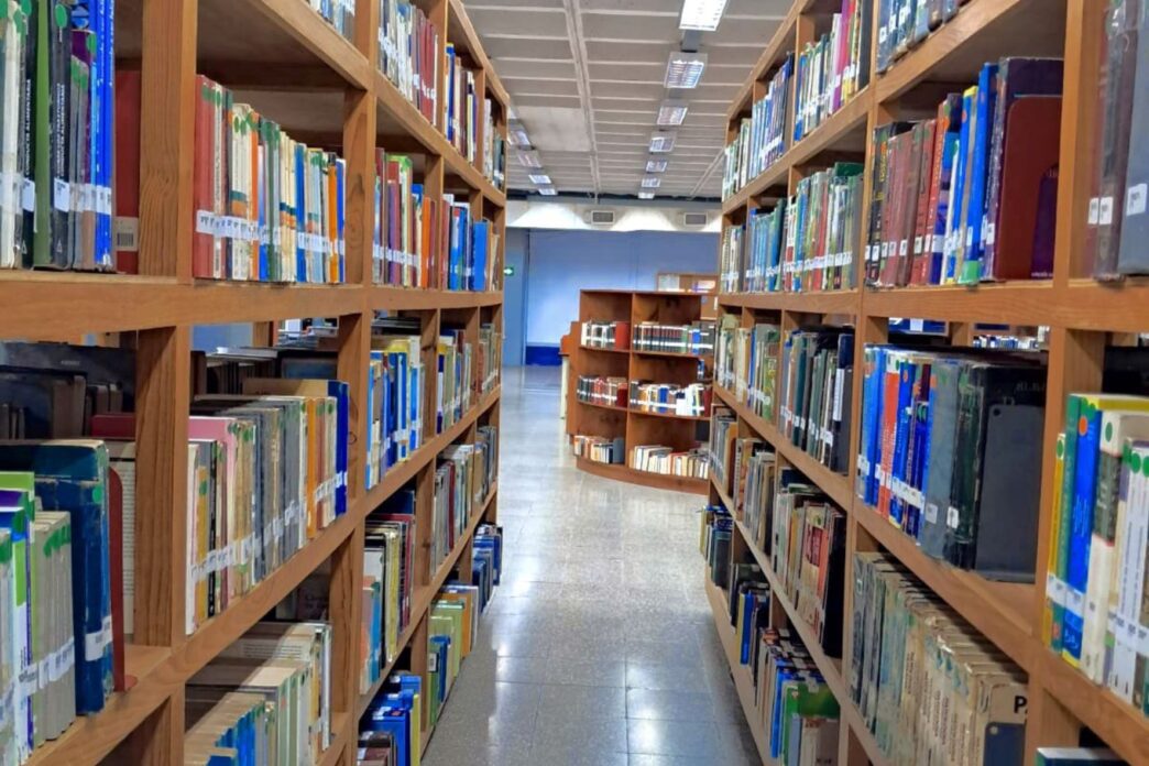 La USAC impulsa iniciativas que buscan fortalecer el hábito de la lectura entre sus estudiantes. (Foto: AUN / Allison Bonilla)