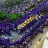 Un dron capta un cortejo procesional durante la Semana Santa en Guatemala, bajo regulación de la Dirección General de Aeronáutica Civil. (Foto: Universal Films / AUN)