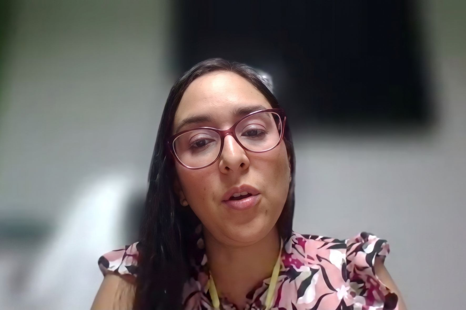 Lesly Jacinto, médica de Infectología pediátrica del IGSS, señala que el sarampión tiene una alta tasa de transmisión. (Foto: IGSS / Soy502)