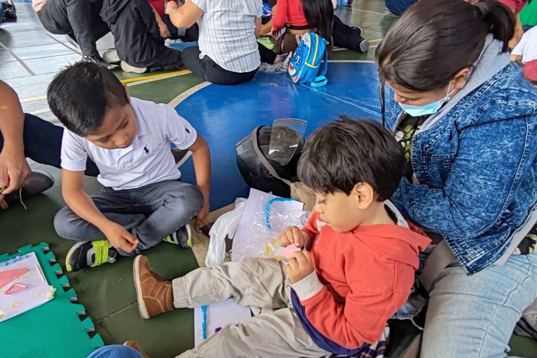 El aumento de diagnósticos de ansiedad, depresión, TDAH y TEA en menores evidencia la falta de especialistas y la urgencia de fortalecer la terapia ocupacional. (Foto: IGSS / AUN)