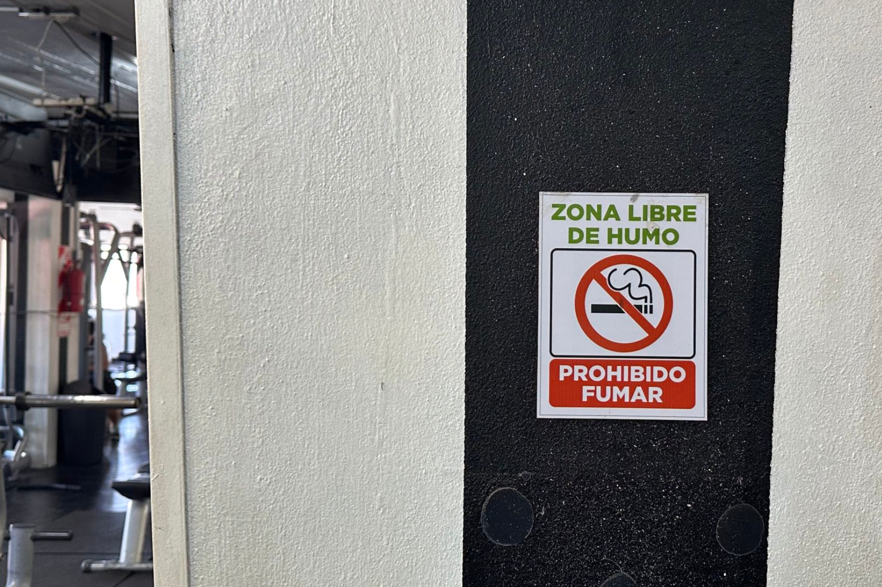 Evitar consumir cigarrillos es la mejor estrategia para evitar los casos de cáncer pulmonar. (Foto: Redes sociales / AUN)