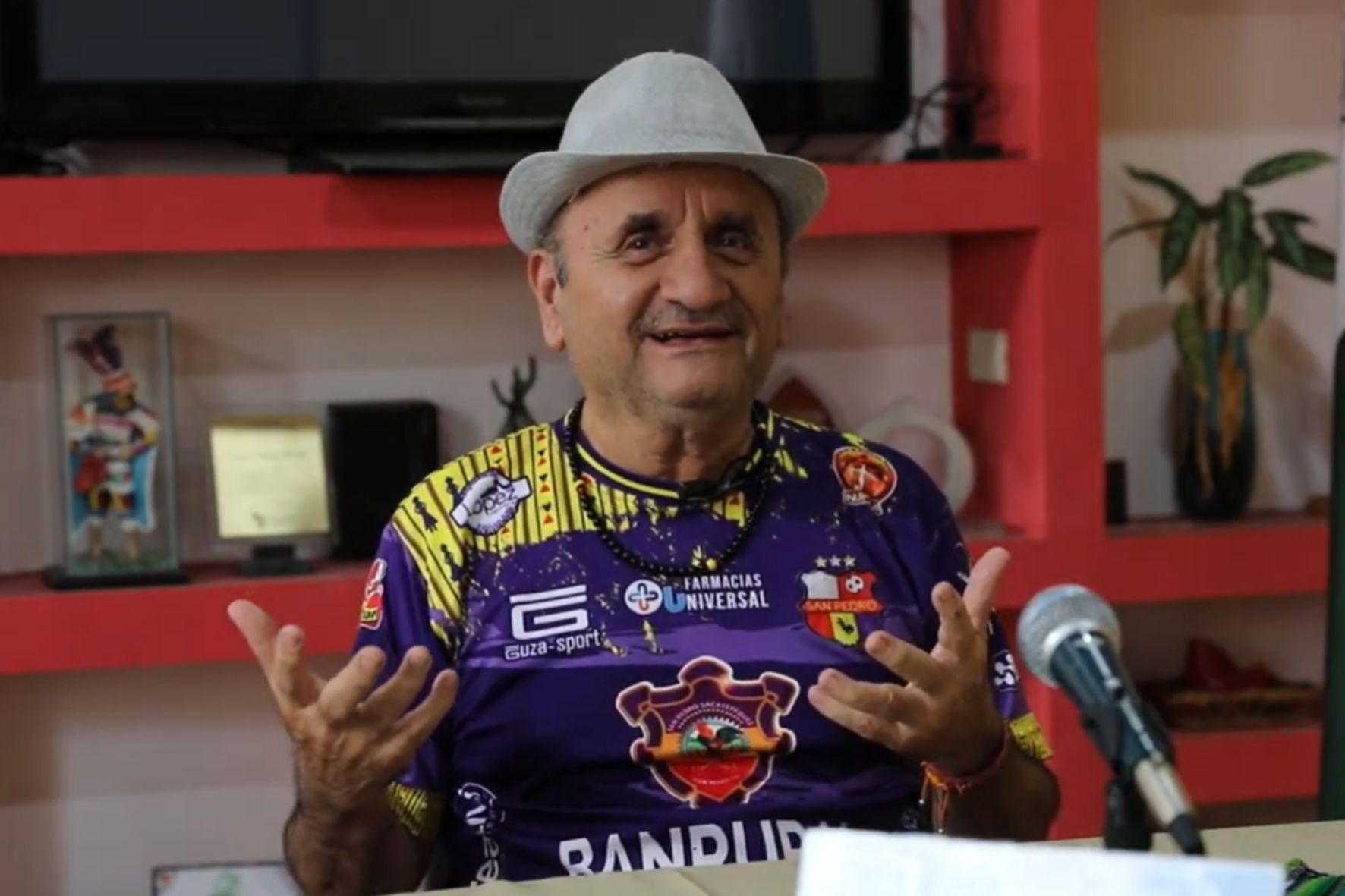 Marco Antonio Garavito, director de la Liga de Higiene Mental, explica que la salud mental no solo es un tema médico sino también humano. (Foto: Archivo / AUN)