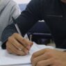 Los recientes resultados de las pruebas de graduandos del MINEDUC revelan una persistente crisis en la calidad educativa de Guatemala. (Foto: MINEDUC / AUN)