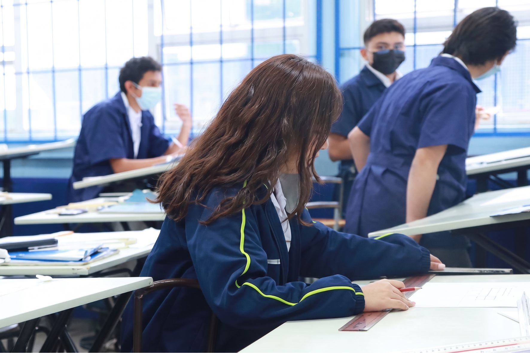 Con logros de apenas 16% en lectura y 35% en matemáticas, expertos como urgen cambios profundos en el sistema. (Foto: MINEDUC / AUN)