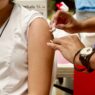 Ante la alerta roja por el brote de sarampión las autoridades desarrollan una estrategia de vacunación masiva. (Foto: MSPAS / AUN)
