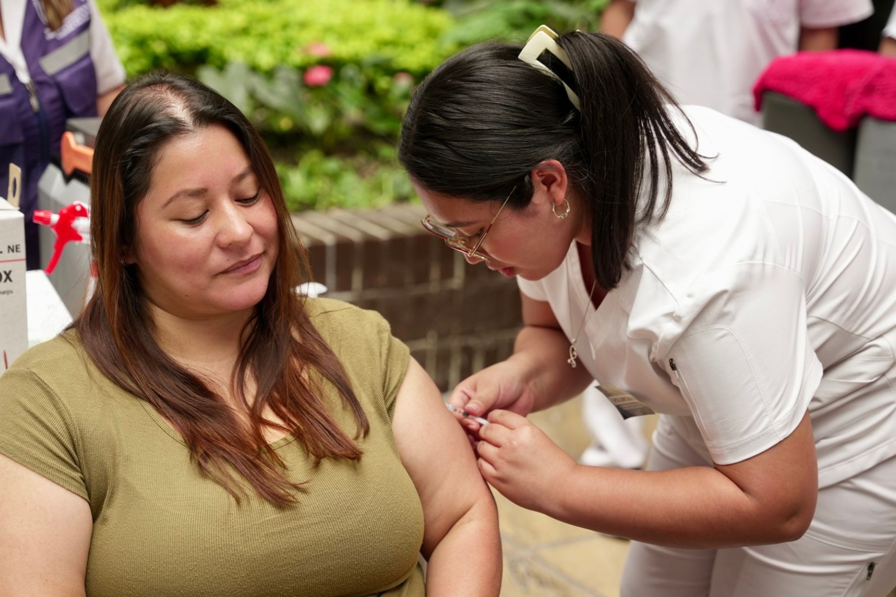 El Ministerio de Salud lanza una campaña de vacunación masiva para proteger a más de un millón de personas en riesgo. (Foto: MSPAS / AUN)