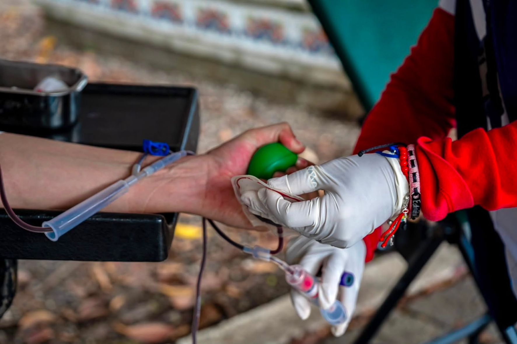 Donar sangre es un proceso seguro de 30 minutos que puede salvar hasta tres vidas por cada donante voluntario. (Foto: Cruz Roja / AUN)