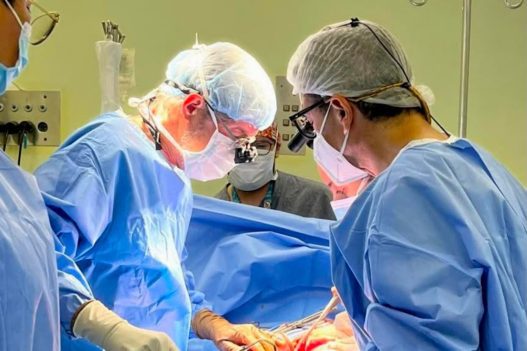 La nueva Ley de Donación de Órganos en Guatemala, bajo el Decreto 5-2024, busca reducir la lista de espera de más de 1,500 pacientes y fomentar una cultura de donación de órganos. (Foto: Fundación Daré / AUN)