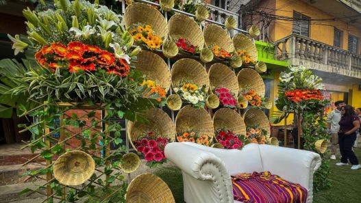 El Festival de la Tierra de las Flores destaca la tradición florícola y el potencial turístico de San Juan Sacatepéquez. (Foto: Municipalidad San Juan Sacatepéquez / AUN)