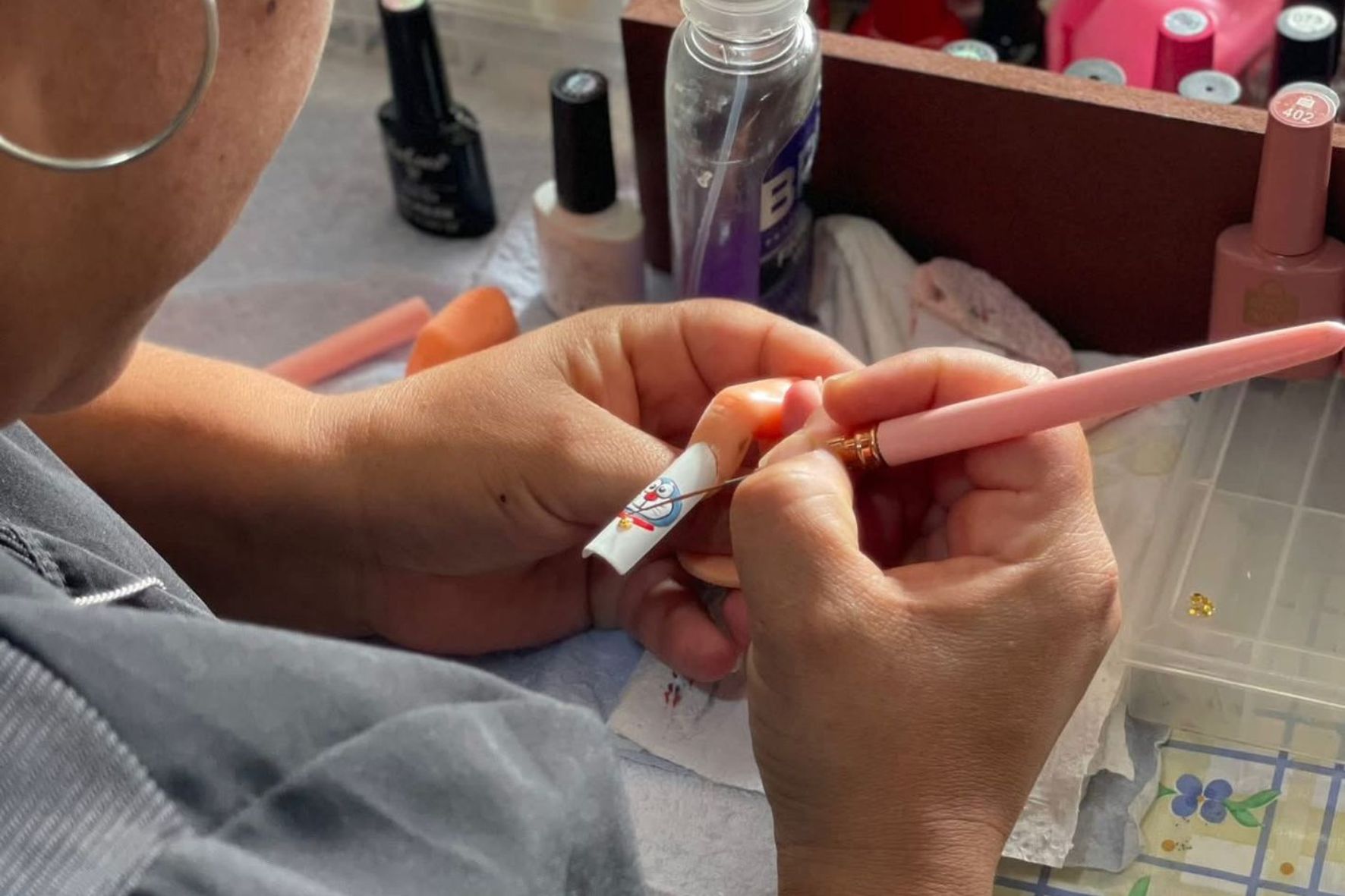 A través del MINECO, SOSEP y municipalidades, se impulsan iniciativas como CREDIMUJER y el Fondo de Innovación Tecnológica para consolidar el liderazgo de las mujeres en las MIPYMES. (Foto: Sanjuansac.com / AUN)