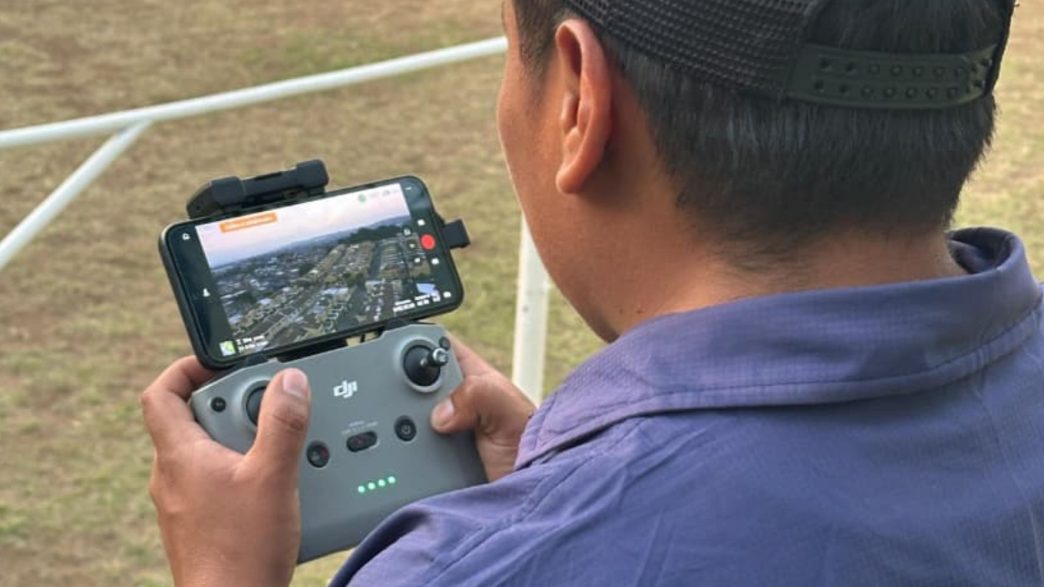 Guatemala registra únicamente 90 drones inscritos oficialmente, una cifra que las autoridades atribuyen, entre otros factores, al alto costo de la gestión. (Foto: Carlos Morales / AUN)