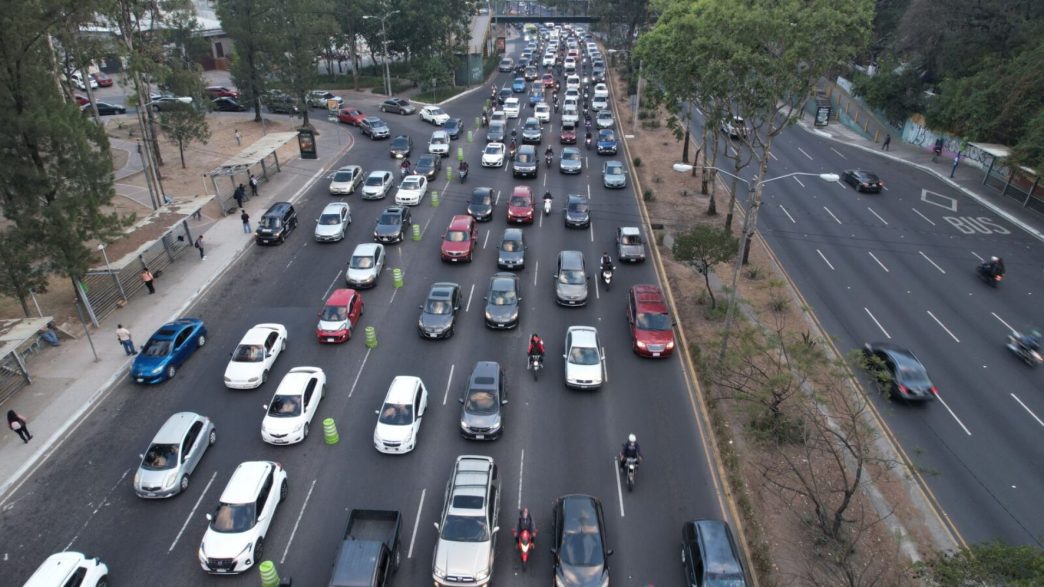 El Congreso aprobó una prórroga hasta diciembre para el pago del Impuesto Sobre Circulación de Vehículos, medida que obligará a realizar ajustes en la programación financiera del Estado. (Foto: DCA / AUN)