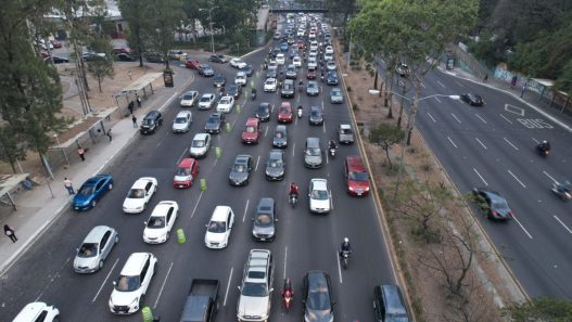 El Congreso aprobó una prórroga hasta diciembre para el pago del Impuesto Sobre Circulación de Vehículos, medida que obligará a realizar ajustes en la programación financiera del Estado. (Foto: DCA / AUN)
