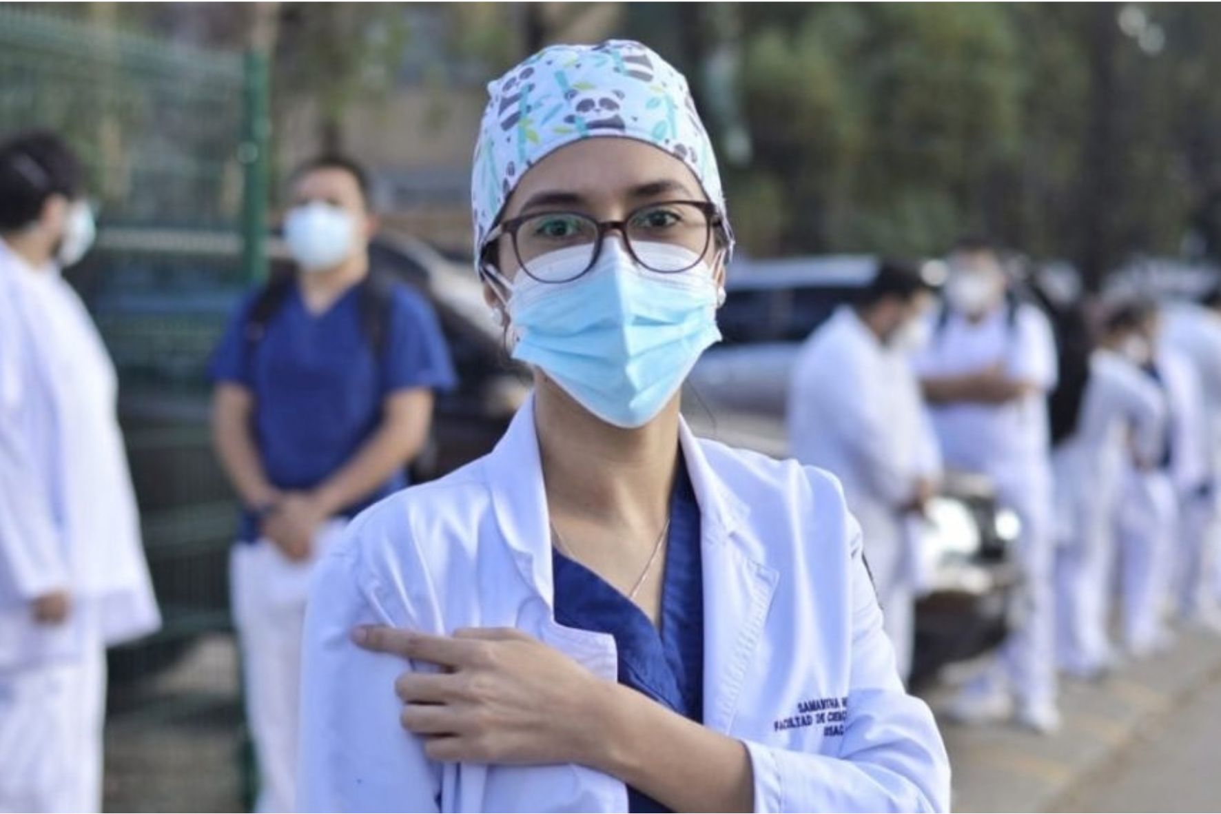 Estudiantes de Medicina destacan que pedir ayuda, respetar los tiempos de descanso y evitar comparaciones constantes también forman parte del proceso de aprendizaje. (Foto: USAC / AUN)