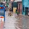 Septiembre y octubre requieren especial vigilancia debido a las lluvias intensas y al riesgo de acumulaciones de agua en distintos sectores de la ciudad. (Foto: Bombero Voluntarios / Soy502)