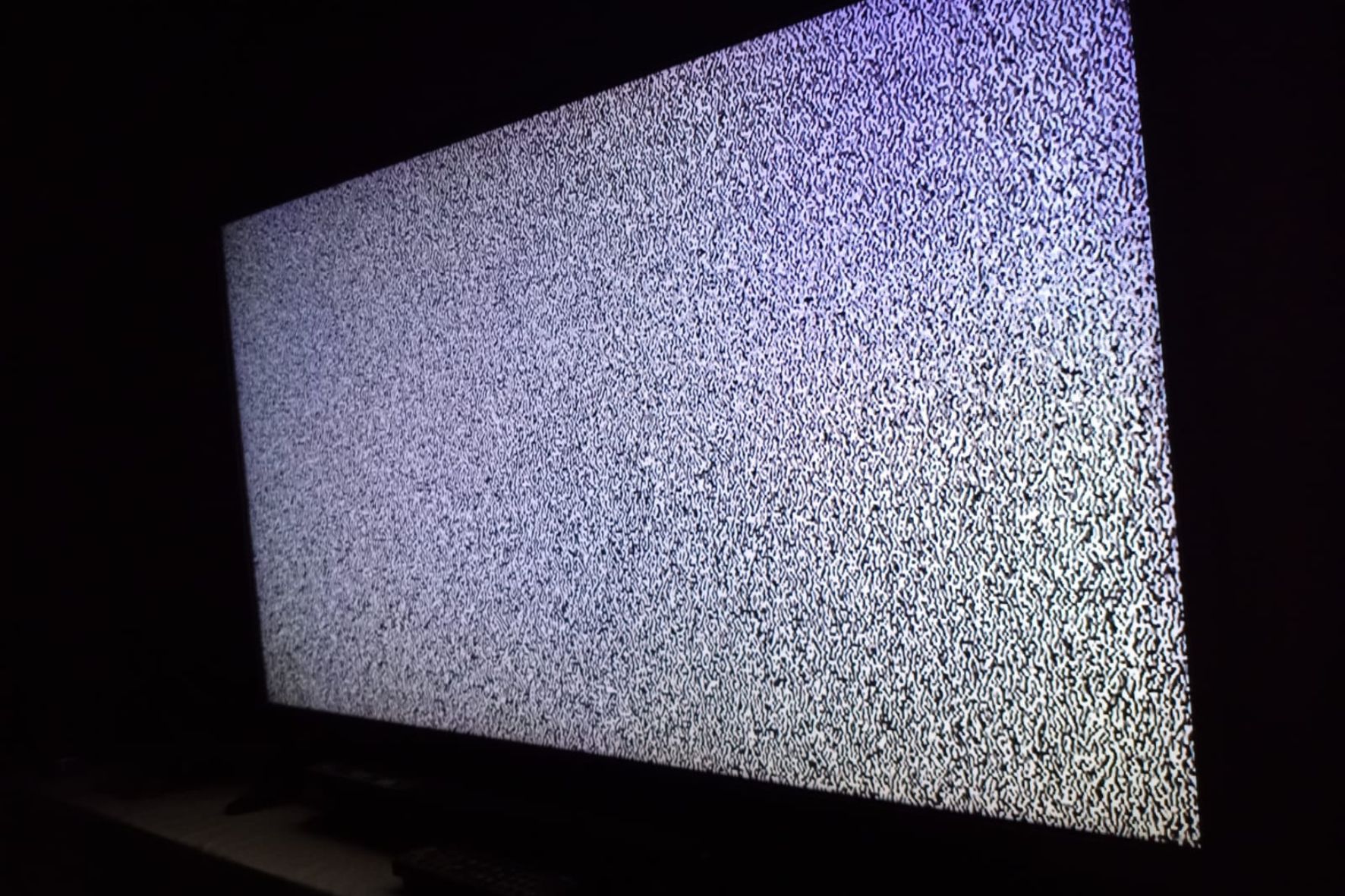 El consumo de pornografía ha evolucionado del formato casero de video a la era digital actual, donde con un clic hay acceso inmediato (Foto: Henry Veliz / AUN)