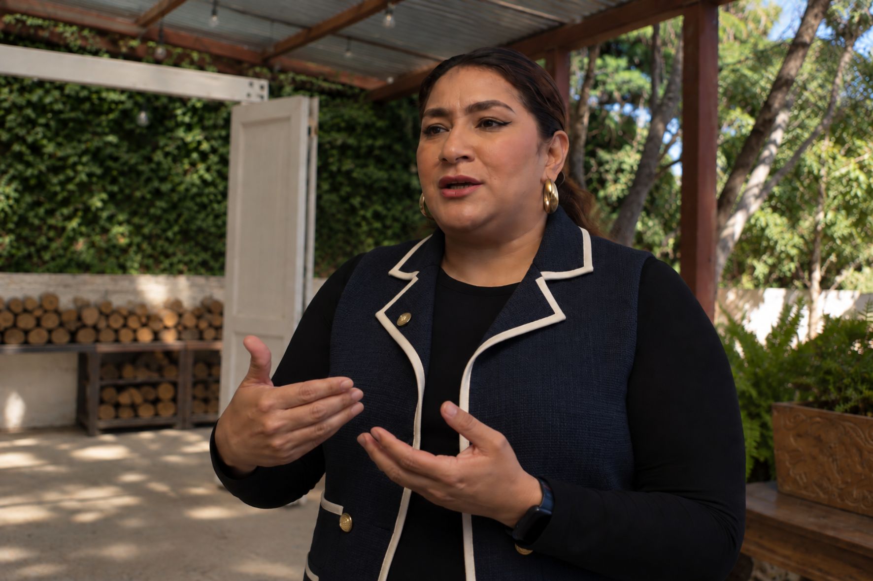 Luisa Sosa, asesora nutricional de la DIGEFOCE, aborda la importancia de fortalecer los hábitos alimenticios desde el entorno escolar. (Foto: Lesly Morales / AUN)