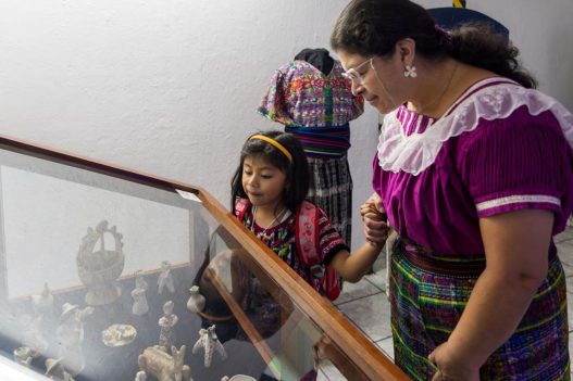 Las actividades culturales y recreativas durante el Día del Niño pueden convertirse en espacios para fortalecer la convivencia y los vínculos familiares. (Foto: MCD / AUN)