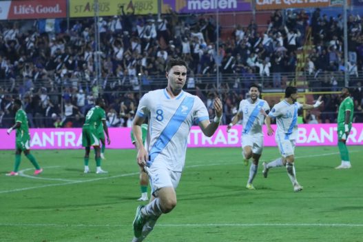 Matthew Evans anotó en tiempo de reposición el gol que aseguró la victoria de la Selección Nacional. (Foto: FEDEFUT / AUN)