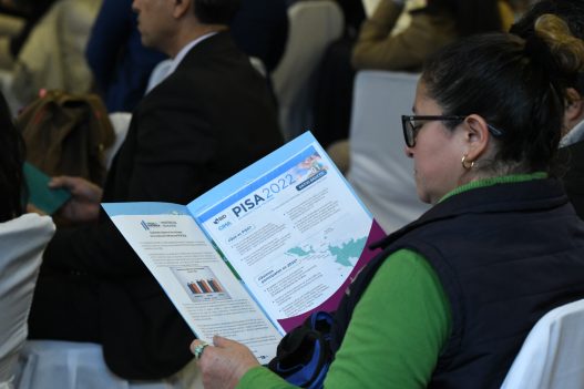 Los resultados de PISA 2025 evidencian los desafíos que enfrenta Guatemala en el aprendizaje de matemática, lectura y ciencias. (Foto: Mineduc / AUN)